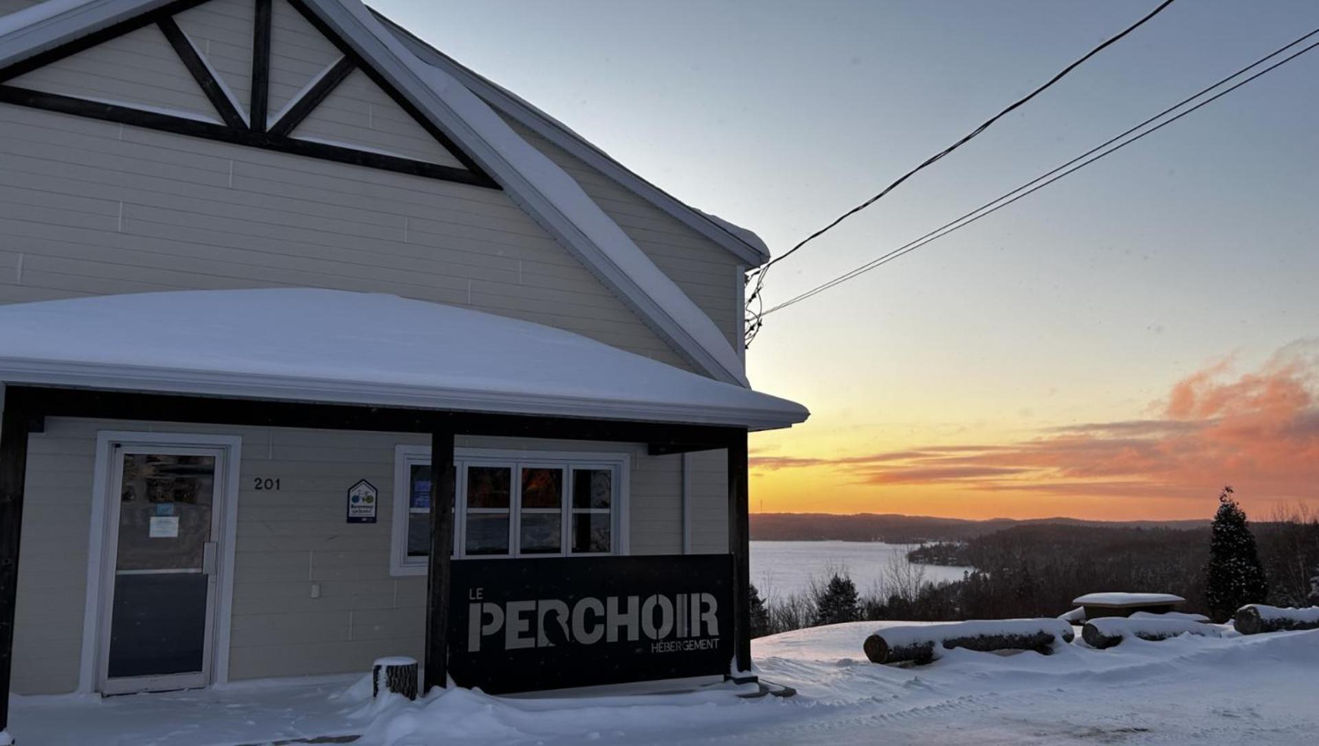 Hotel Le Perchoir Saint-Félix-d'Otis Esterno foto
